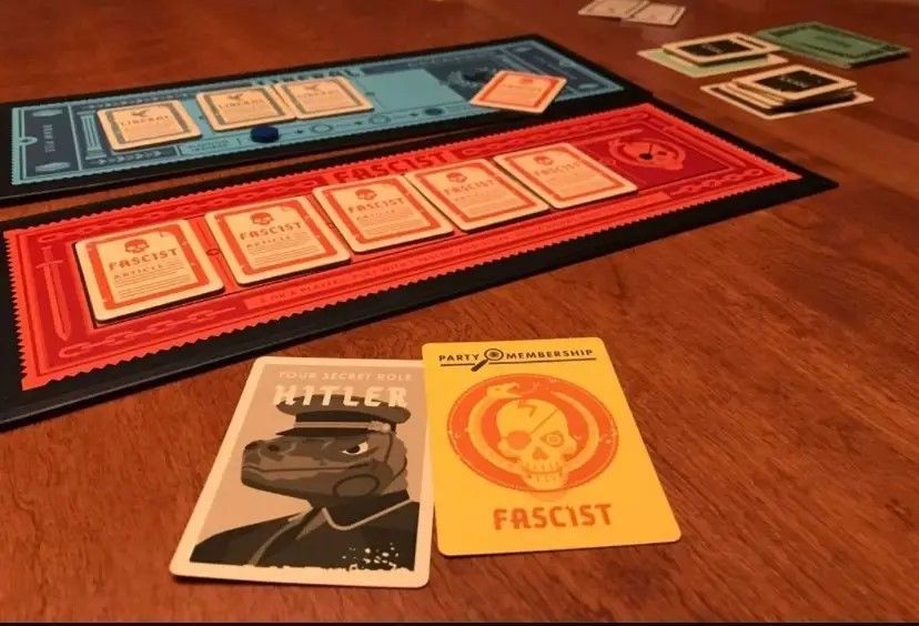 Secret Hitler Large Box (Секретный Гитлер) (ENG) 99998990 фото